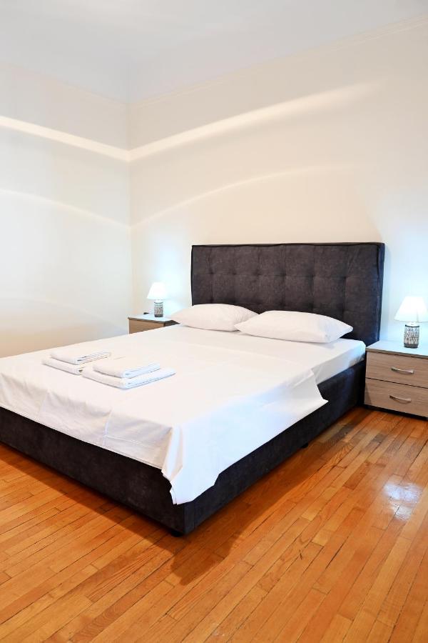 Delmare Athens Double Apartment Екстер'єр фото